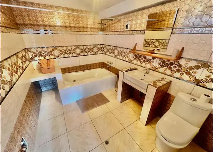 Appartamento 3br Loft, Center, Jacuzzi Tub, Mountian Views Písac